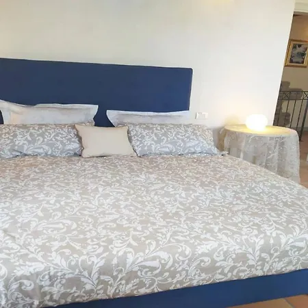 Anna Bed & Breakfast *